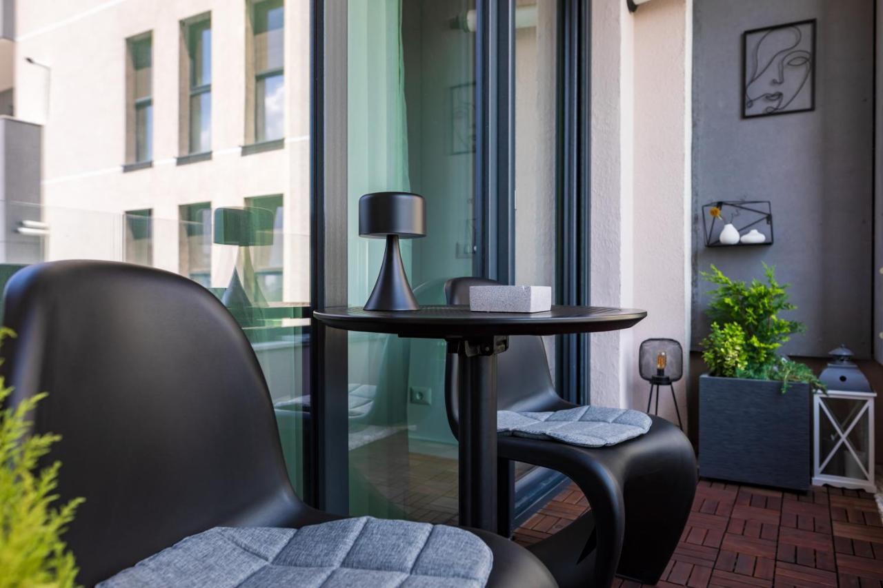 Tonic Studio Union Bukarest Exterior foto